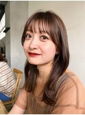 フェミニンくびれレイヤーミディアム