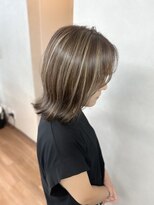 ヴィフ 大船(VIF)&nbsp;ハイライトカラーケアブリーチ切りっぱなしボブ外ハネ大船駅鎌倉