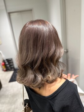 アヴァンス 京橋店(AVANCE) ハイトーンカラーからオススメのミルクティーベージュ@京橋