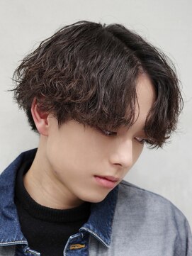 エリマバイフィフス 調布(elima by fifth) 波巻きセンターパート波巻きパーマ2WAYスタイル刈り上げマッシュ