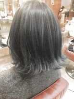 ネオリーブサイン 大森店(Neolive sign) 暗くても透明感◎ブルーブラック　ブリーチ1回【大森】
