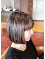 エヴァン(Evan)&nbsp;ボブスタイルにメリハリを★ハイライト×白髪ぼかし