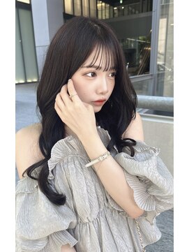 モアナ バイ ラナ 甚目寺店(MoanA BY LANA) 韓国風/透明感カラー/オリーブアッシュ/ぱっつん前髪/小顔カット