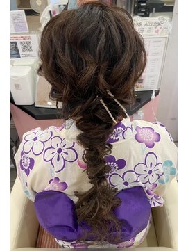 ランズ(LANDS) 編みおろし【大阪 梅田 ヘアセット】