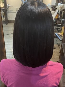 アティック(attic) ショートボブ/ボブ/ミディアム/ヘアドネーション/レイヤーカット