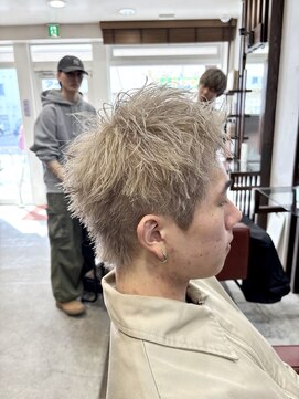 ハイパー(HYPER) ハイトーンスパイキー『ハイトーン/ブリーチ/メンズカット』