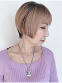 ＊丸みショート前下がりショートボブ耳かけショートボブ30代40代