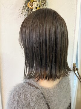 ヘアーチェリーコーク ランプ(HAIR CHERRY COKE Lamp) ◯切りっぱなし&グレージュカラー