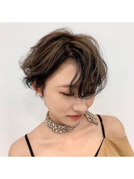 ヴェイン 渋谷(vain) 20代30代大人可愛い小顔ショート