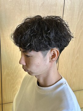 ニアウ 伊勢崎連取店(Niau) 波巻きスパイラルパーマツイストスパイラルパーマシャドウパーマ