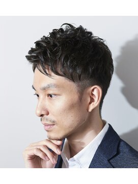 ラヴィ ニュー 両国店(LAVIE NEW) スーツビジネスアップバンク短髪パーマツーブロックショート