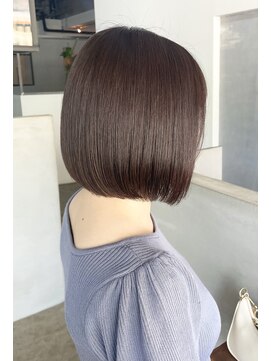 スリー(Three) 【Three/萩原/大分】ミニボブ/切りっぱなし/ブラウンカラー