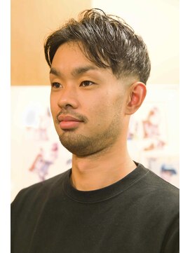 ビュートリアム 鎌倉小町(BEAUTRIUM) 上品オールバック風×ツーブロック[渡沼一喜]