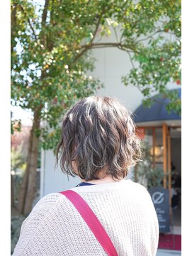 チェロ 中町(CHERO) ★ハイライトカラー ＃白髪ぼかし 30代～60代＃大人ショート