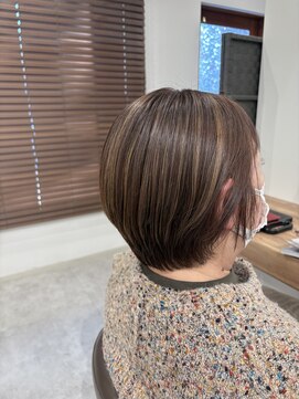 大人ハイライト×ショートヘアー