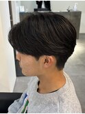 MEN’S HAIR/刈り上げセンターパート/フェザーパーマ/伊勢崎