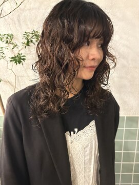ニーム(nimes) kaon　　ロングパーマ　ロングレイヤーパーマ