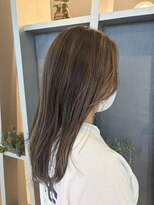 ヴィサージュプラス(VISAGE plus)&nbsp;艶カラー×ハイライトで透明感大人ヘア