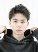 短髪アップバングアクティブショートツーブロック刈り上げ