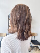 ヘアーループレル(Hair ruup Rell design works)&nbsp;[那覇市安里]白髪ぼかしハイライト×くびれミディ