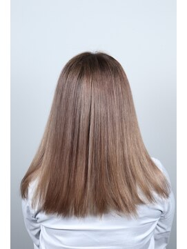 クリップ ジョイント ゴッド(CLIP JOINT GOD) 透明感ミルクティー