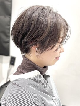 ジ エクト 心斎橋(The Ect) ステップボーンカット×ニュアンスカラー×グレーベージュ