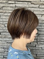 ハイバレーヘアーメゾン(HIGH VALLEY HAIRMAISON)&nbsp;ミセスカット　脱白髪染め　ハイライト　色素改善　髪質改善