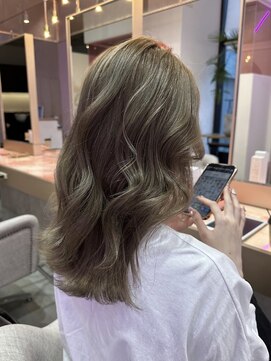 ウィクシーミミ 栄矢場町店(wixy mimi) wixy mimi/栄 矢場町/Seito】圧倒的透明感グレージュ