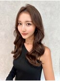 簡単スタイリングヘアセンターパートゆるふわロングハイレイヤー