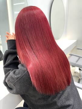 アールプラスヘアサロン(ar+ hair salon) ビビット赤髪