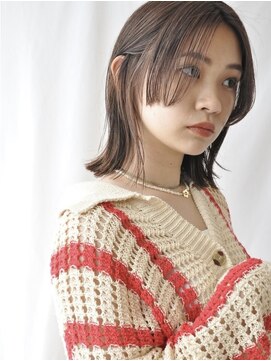 トリッカ シブヤ(TRICCA SHIBUYA) 姫カット/顔まわりレイヤー/ベージュカラー/イメチェン/前髪なし