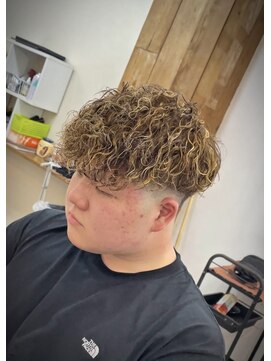 ルートヘアー(Root Hair) 外国人風スペインカール × メッシュスタイル