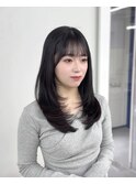 神戸 三宮 くびれミディアムレイヤー