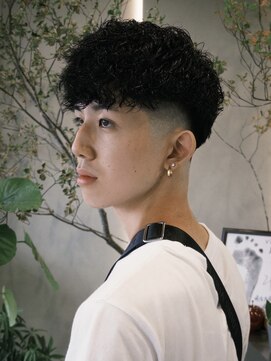 ヴィブル 多賀城市(vivre25) スペインカール/フェードスタイル/多賀城/利府/塩釜