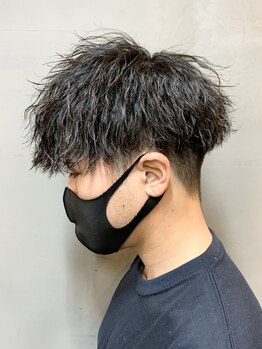 バジオットエイチ(BUZZIoT h)の写真/【メンズ限定クーポン有◎】メンズパーマが得意なサロンで理想のスタイルを実現！