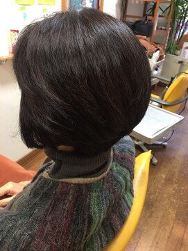 美容室ブロッサム カラ-リング+カット