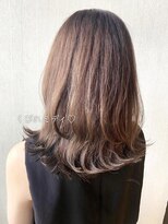 プラグ バイ ネオリーブ(plug by neolive)&nbsp;レイヤーが可愛い♪くびれミディアム♪♪