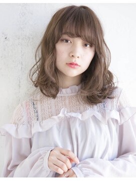 ルティア(Lutia) ゆるふわ  ベージュカラー