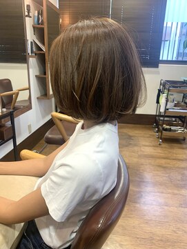 アソビ(asobi) 透明感あるカラーの肩ギリギリつかないボブ