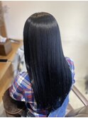 ロングでもまとまる!うる艶ブラックストレート/表参道