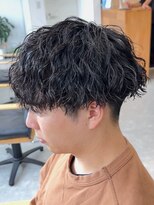 フゥ 宇都宮(FeU)&nbsp;波巻きパーマメンズパーマメンズヘアツーブロックツイストパーマ