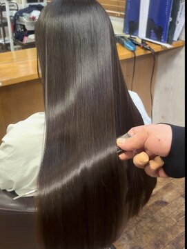 リリス(Ryllis) シルクストレート/縮毛矯正/髪質改善/美髪矯正