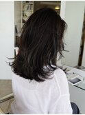 外国人風ミディアムレイヤーと７トーン透明感グレージュ