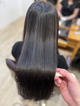 ミラ(MIRA) 髪質改善ツヤロング