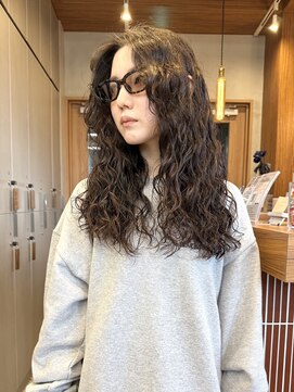 エリマバイフィフス 調布(elima by fifth) レディースパーマスパイラルパーマツイストスパイラルウェーブ