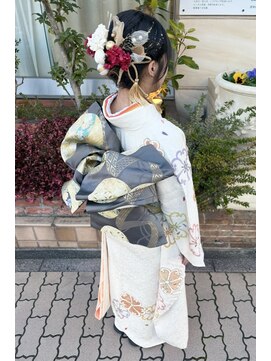 ファーレンピュアスウィート(fahren-pure-suite) 振袖着付けメイクアレンジヘア金箔