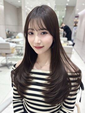 アフロート トウキョウ(AFLOAT TOKYO) 王道韓国セミロングレイヤーシースルーバング顔まわりミディアム
