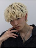 ハイトーン無造作マッシュ