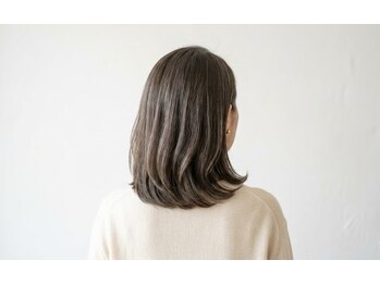 カット・カラー専門店 アプリコットの写真/毎月通いやすい価格で気になる白髪を自然にカバー◎髪と肌に優しいオーガニックカラーも!