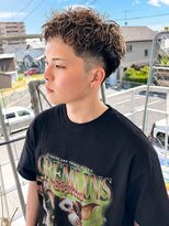 ユイマァルスロウ 倉敷(YUIMARLSLOW)&nbsp;倉敷メンズサロン刈り上げショートツイストスパイラルパーマ